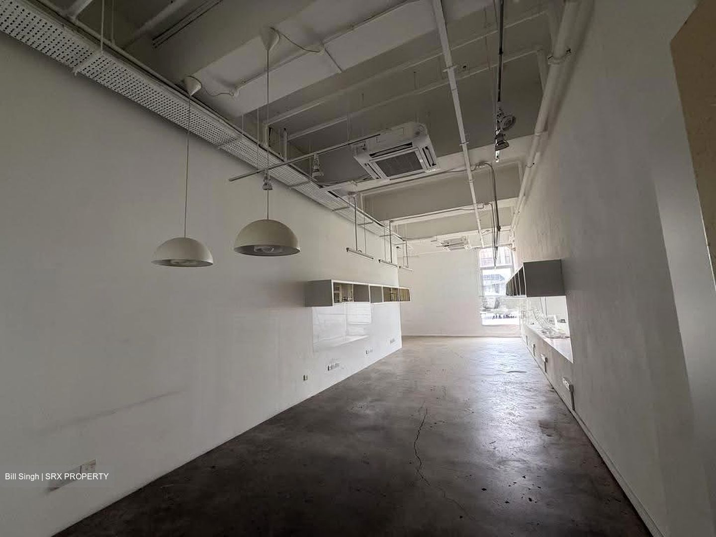Noble Warehouse (D13), Warehouse #633723991